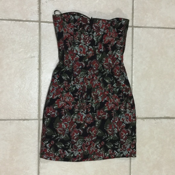 NWT Zara Shimmer Floral Strapless Dress - Picture 5 of 7